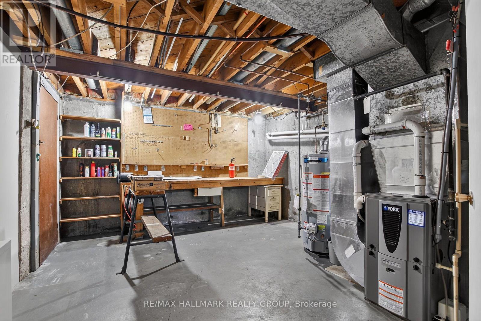 1130 SODERLIND STREET - 38