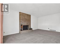 1130 Soderlind Street, Ottawa, ON K2C3A9 Photo 9