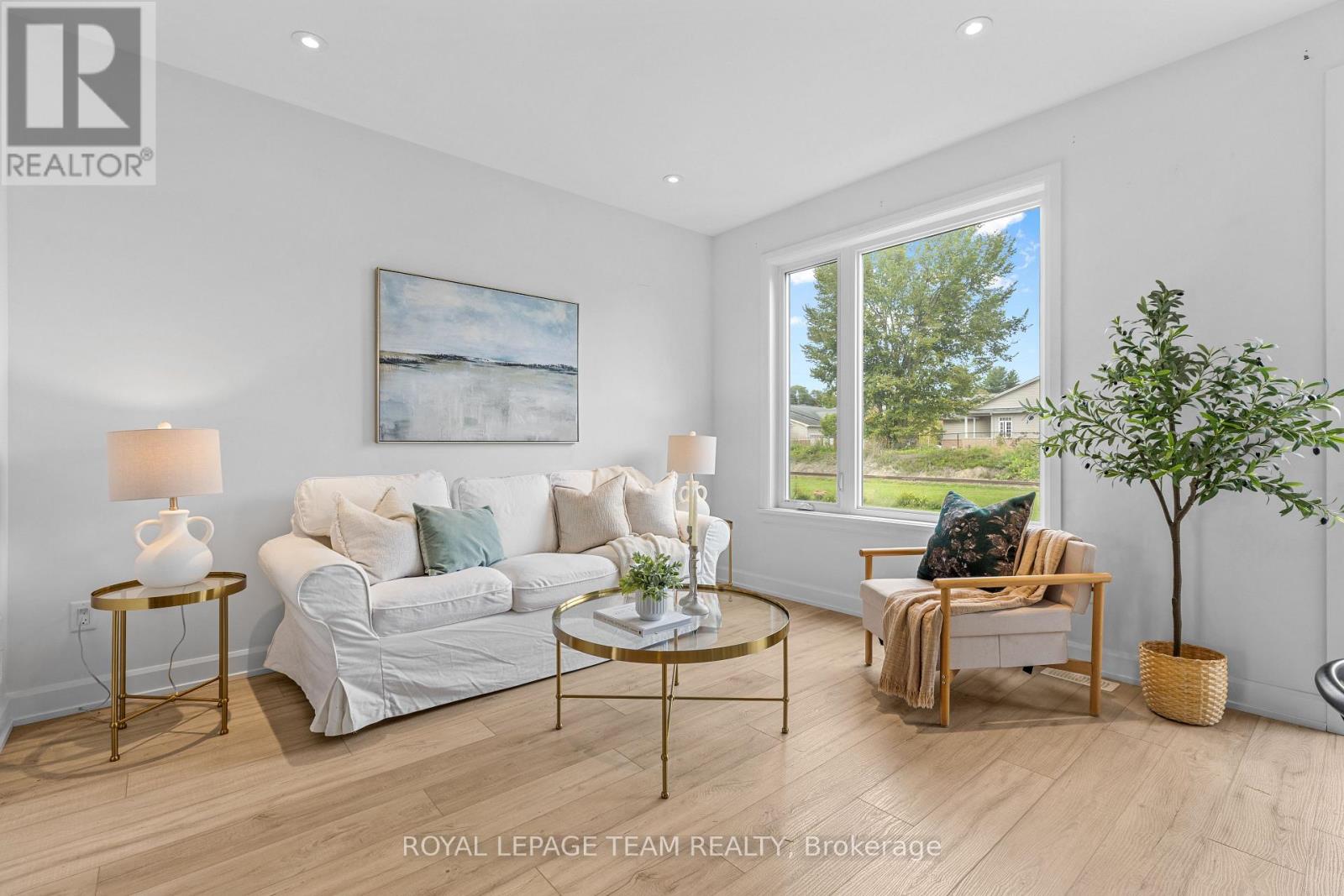 3 Bed, 3 Bath House for Sale in Ottawa – B – 173 RIVINGTON STREET, Ottawa – MLS# X13805984 - Image 20