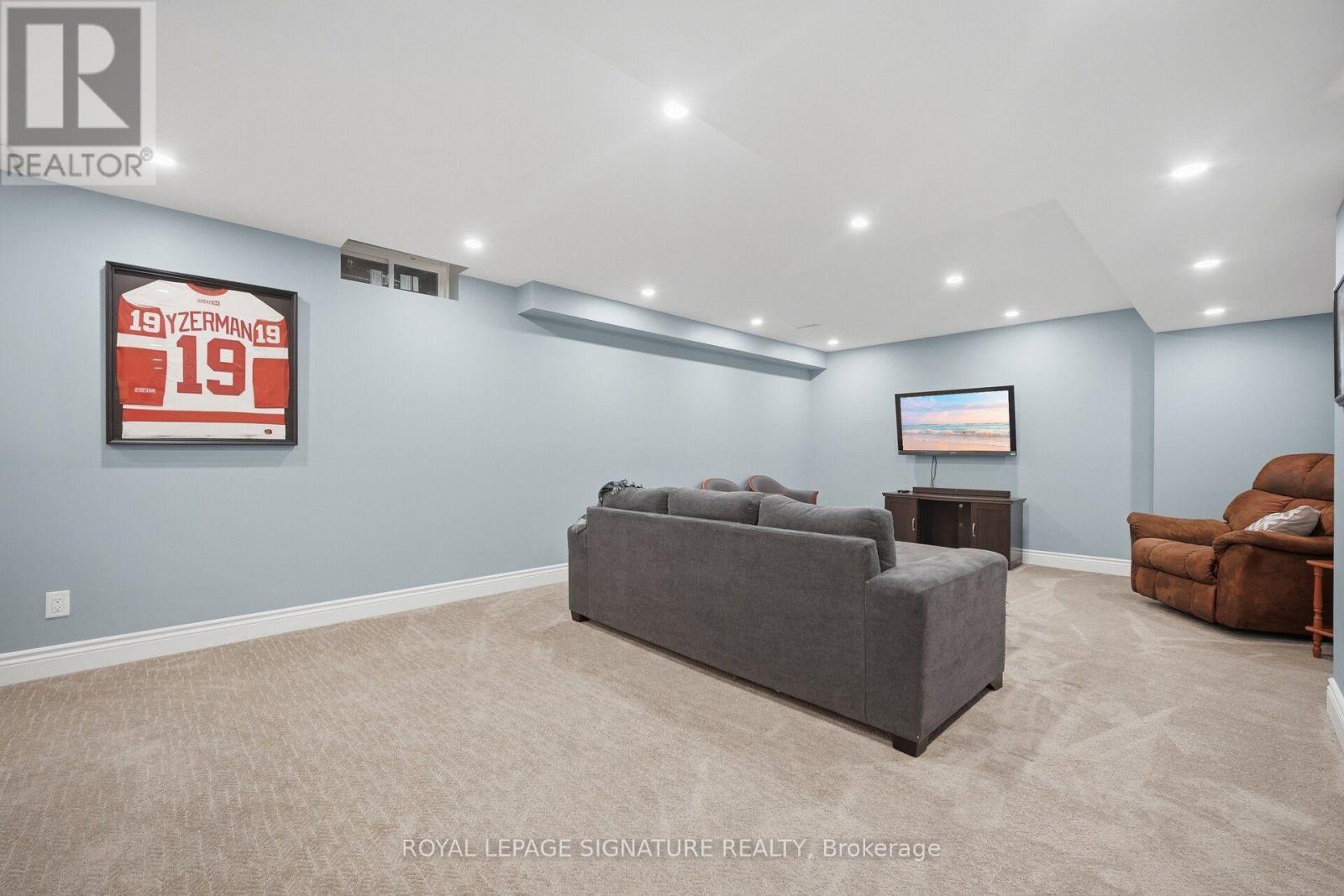 2323 STEEPLECHASE STREET - Image 38