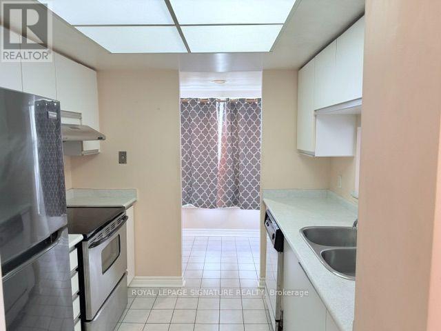 618 - 2550 LAWRENCE AVENUE E, Toronto (Dorset Park) — photo 12