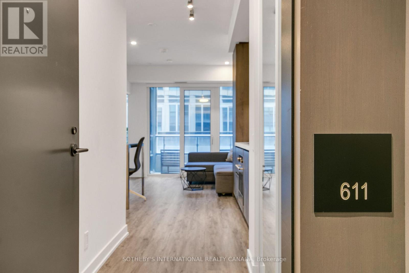 611 - 108 PETER STREET, Toronto (Waterfront Communities) — photo 4