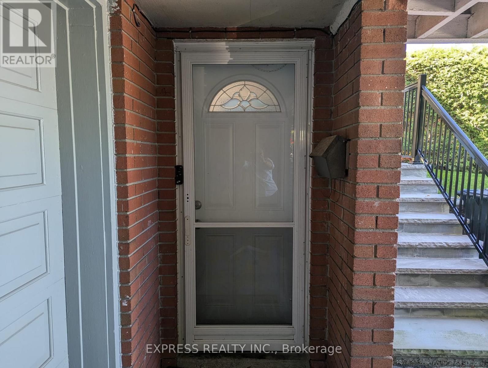BSMT - 105 FAYE DRIVE, Toronto (Pleasant View) — photo 3