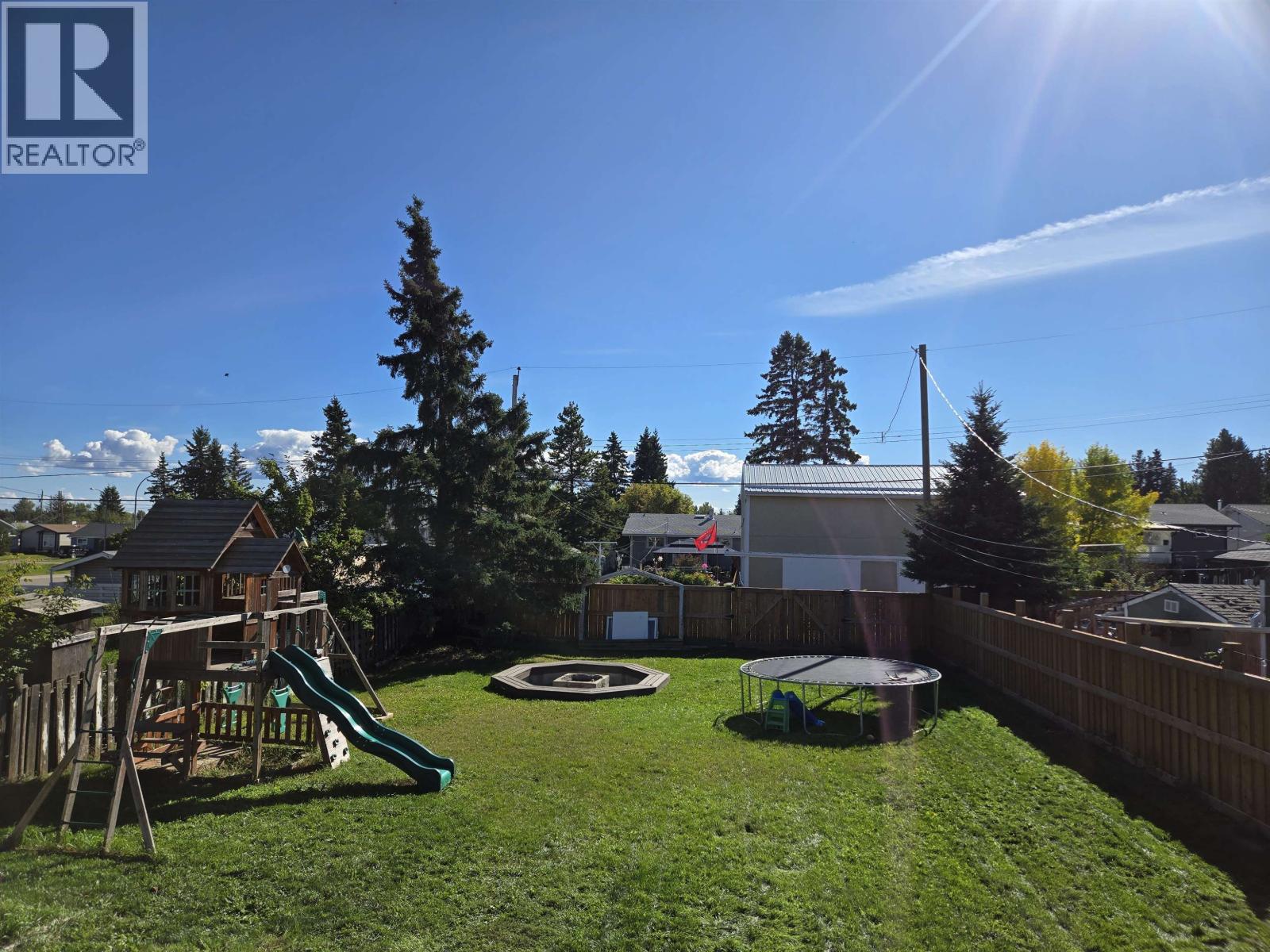 8111 96 AVENUE - Image 18