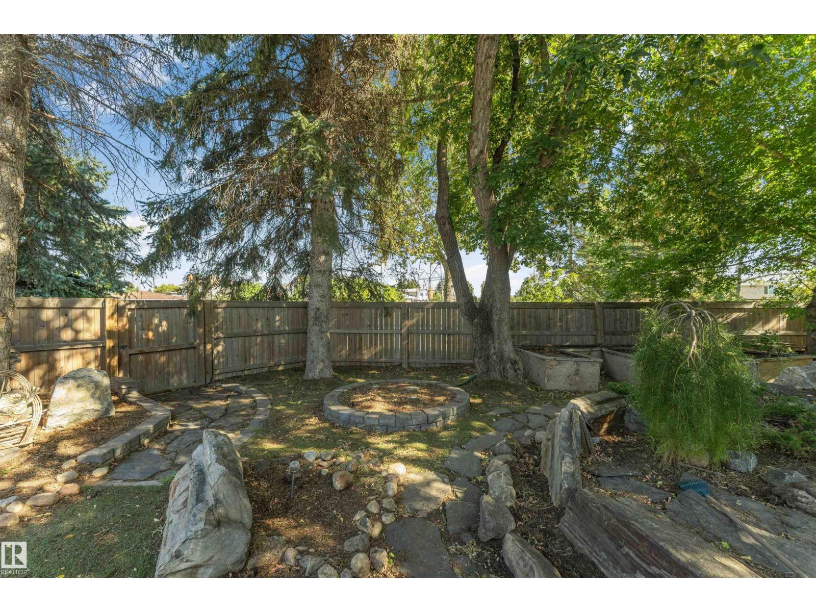 11208 163A AV NW - 15
