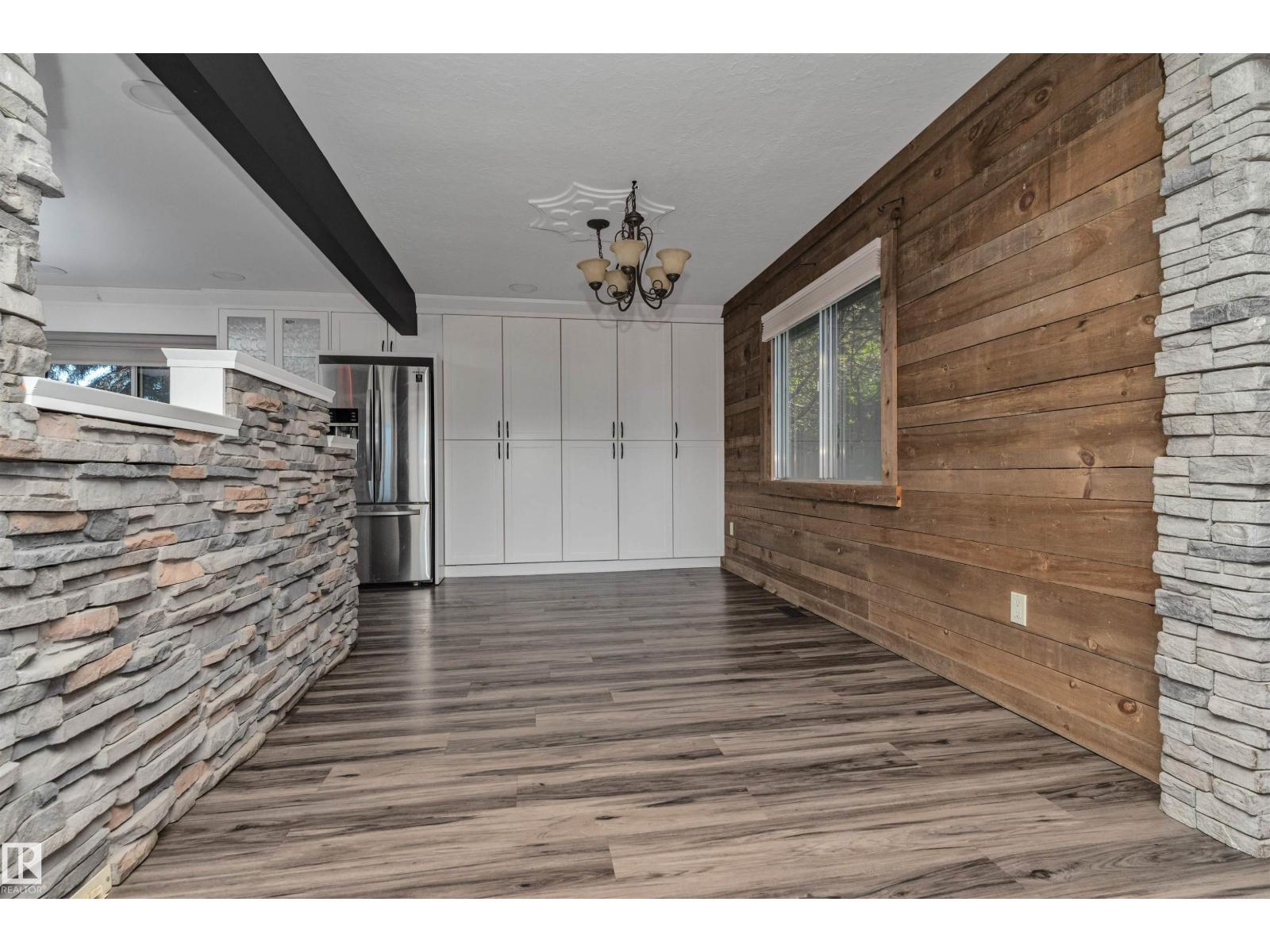 11208 163A AV NW - Image 32