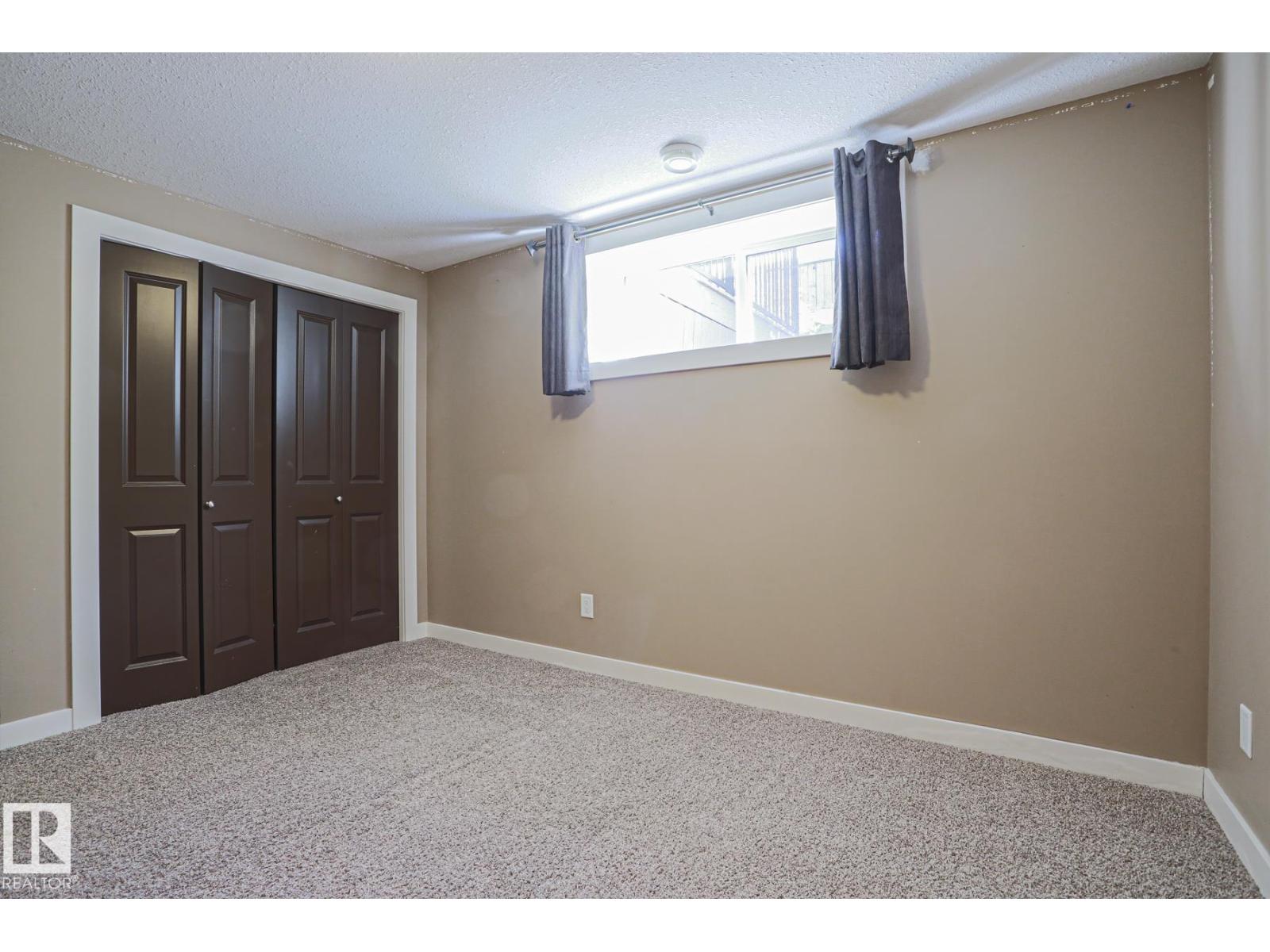 269 RIDGEBROOK RD - 44
