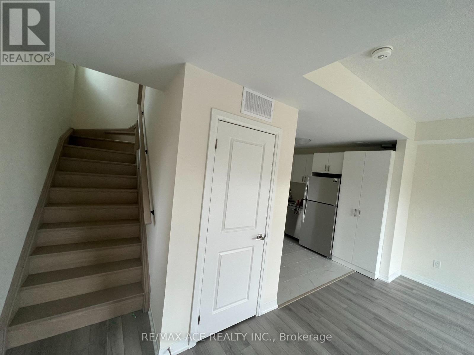 23 - 245 MCLEVIN AVENUE, Toronto (Malvern) — photo 11