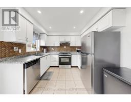 7 Oceanpearl Crescent, Whitby, ON L1N0C5 Photo 10
