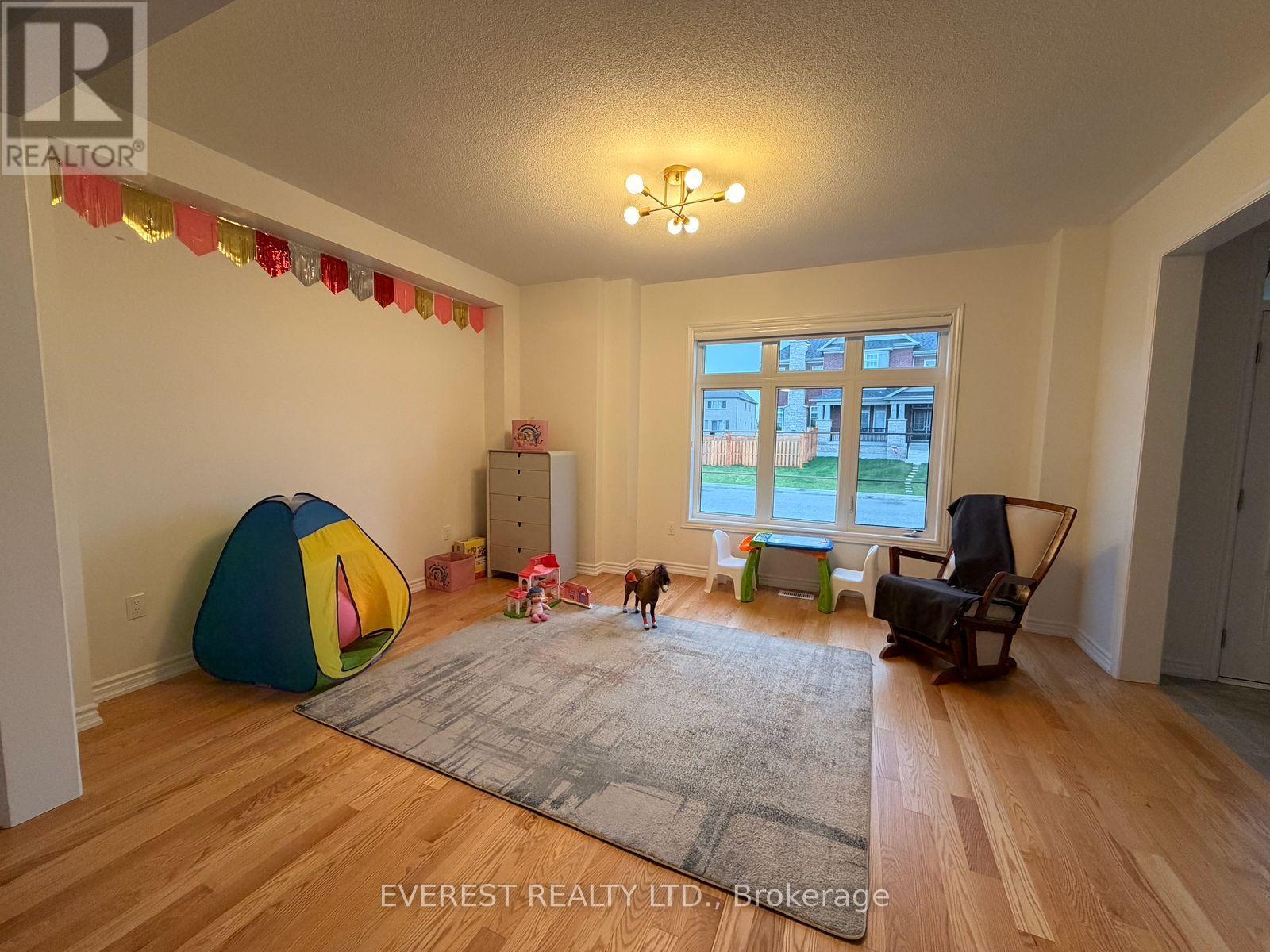 1105 COLE STREET, Innisfil — photo 3