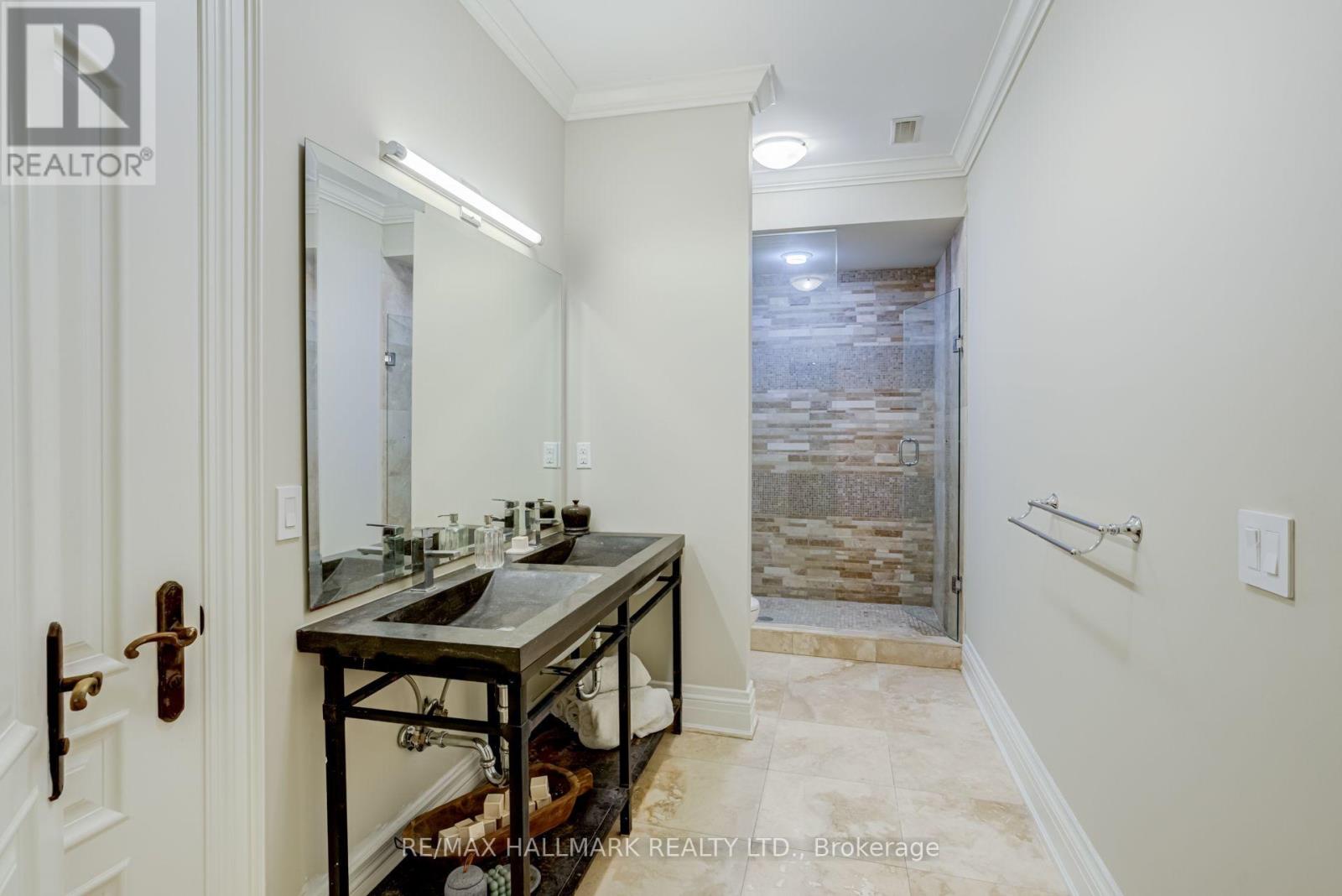 111 Woodhaven Park Drive, Oakville, ON photo 33