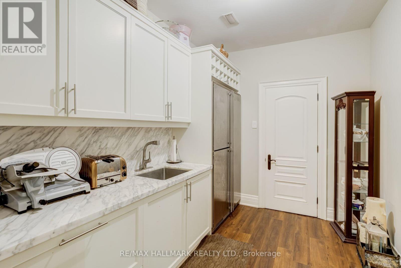 111 Woodhaven Park Drive, Oakville, ON photo 37