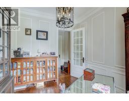 111 Woodhaven Park Drive, Oakville, ON L6L4K4 Photo 17