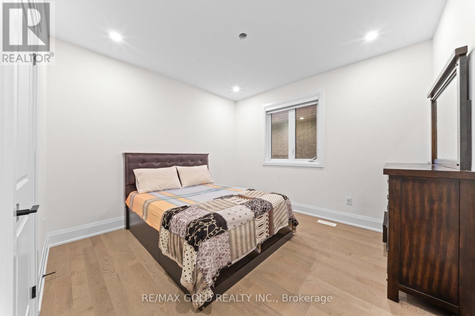 4 MADAWASKA ROAD - Image 37