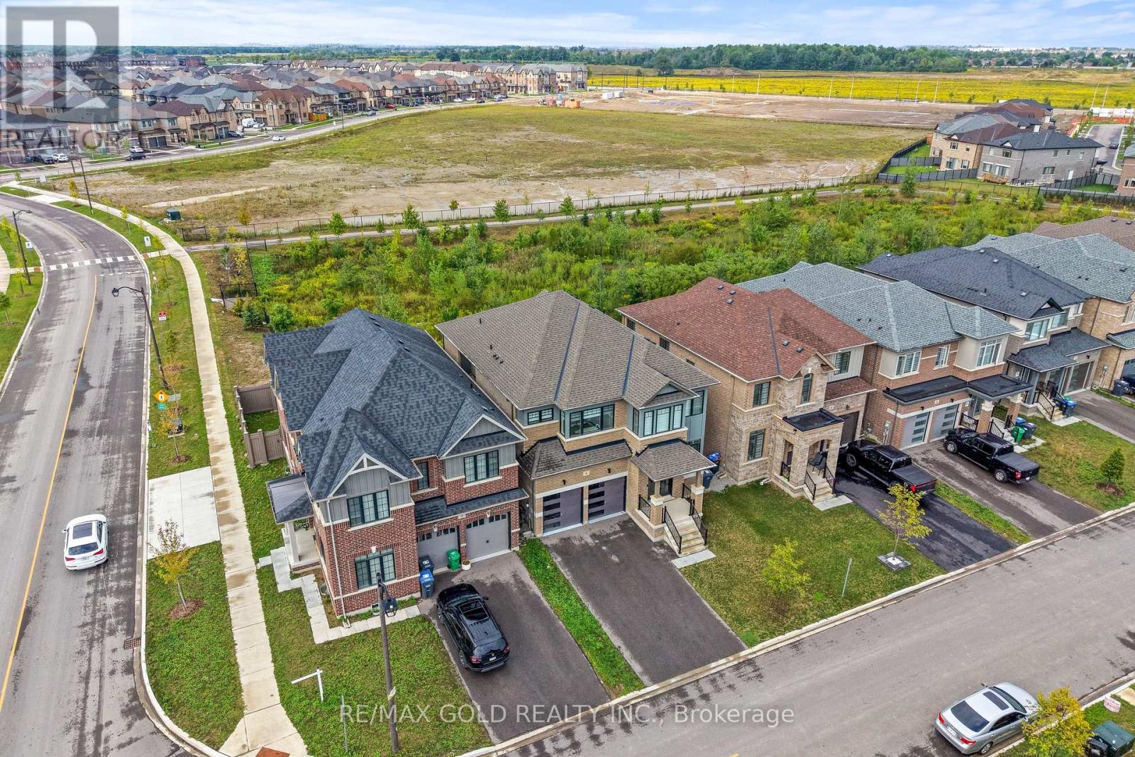 4 MADAWASKA ROAD, Caledon — photo 4