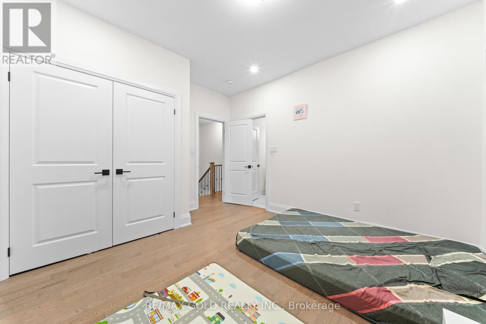 4 MADAWASKA ROAD - Image 41