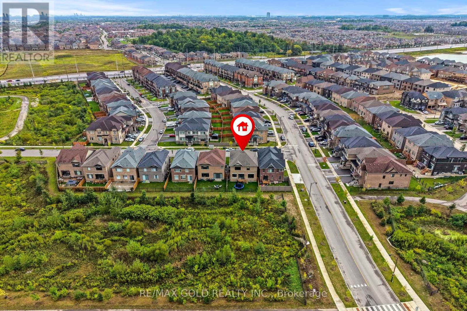 4 MADAWASKA ROAD - 49