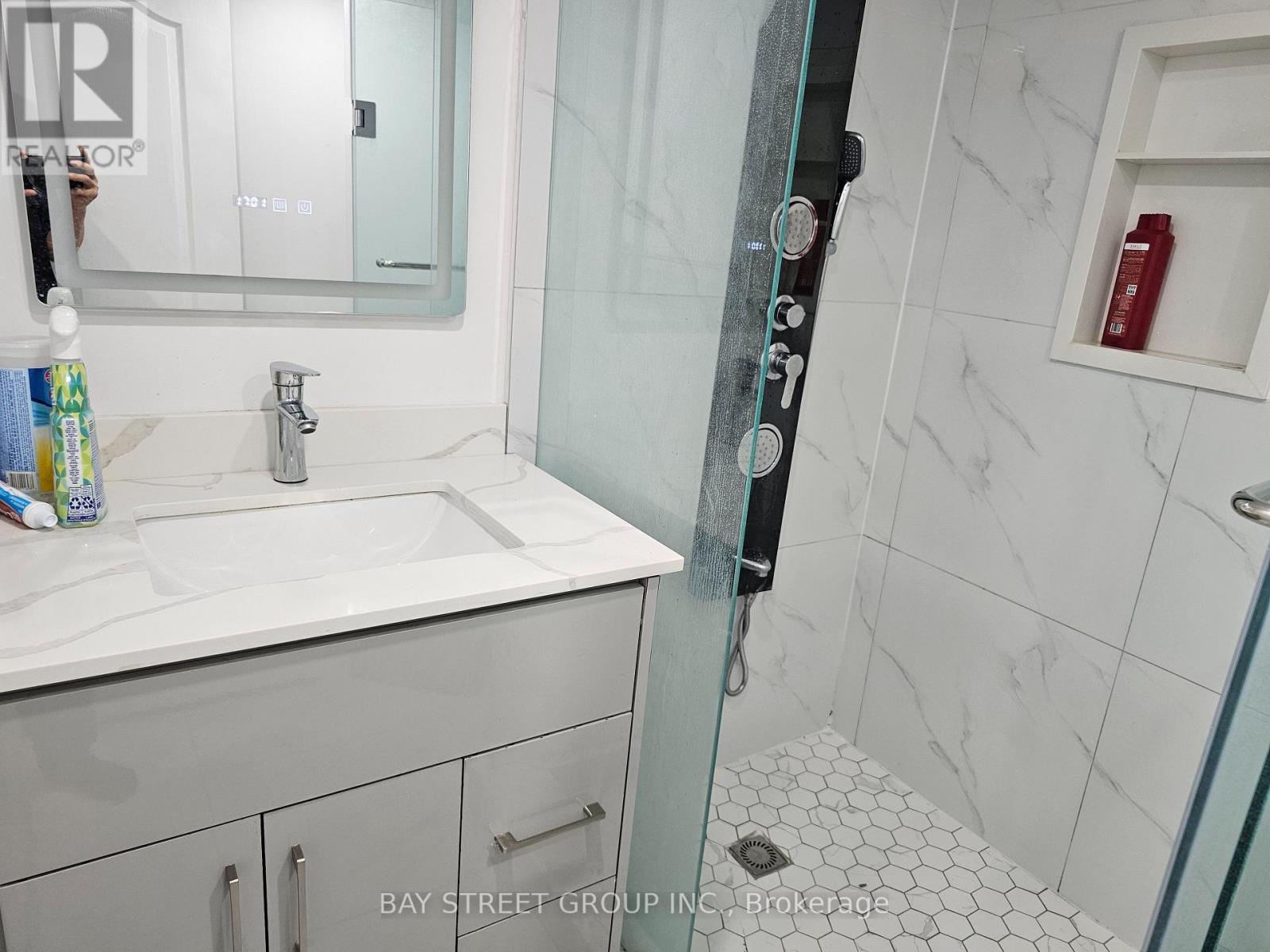 BASEMENT #1 - 3177 COLONIAL DRIVE, Mississauga (Erin Mills) — photo 9