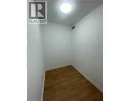 30 Francis Street S Unit# 1005, Kitchener, ON N2G2A1 Photo 6