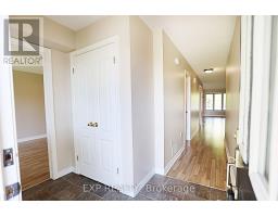 Foyer - 9 - 2 Harbour Drive, Hamilton, ON L8E6B1 Photo 7