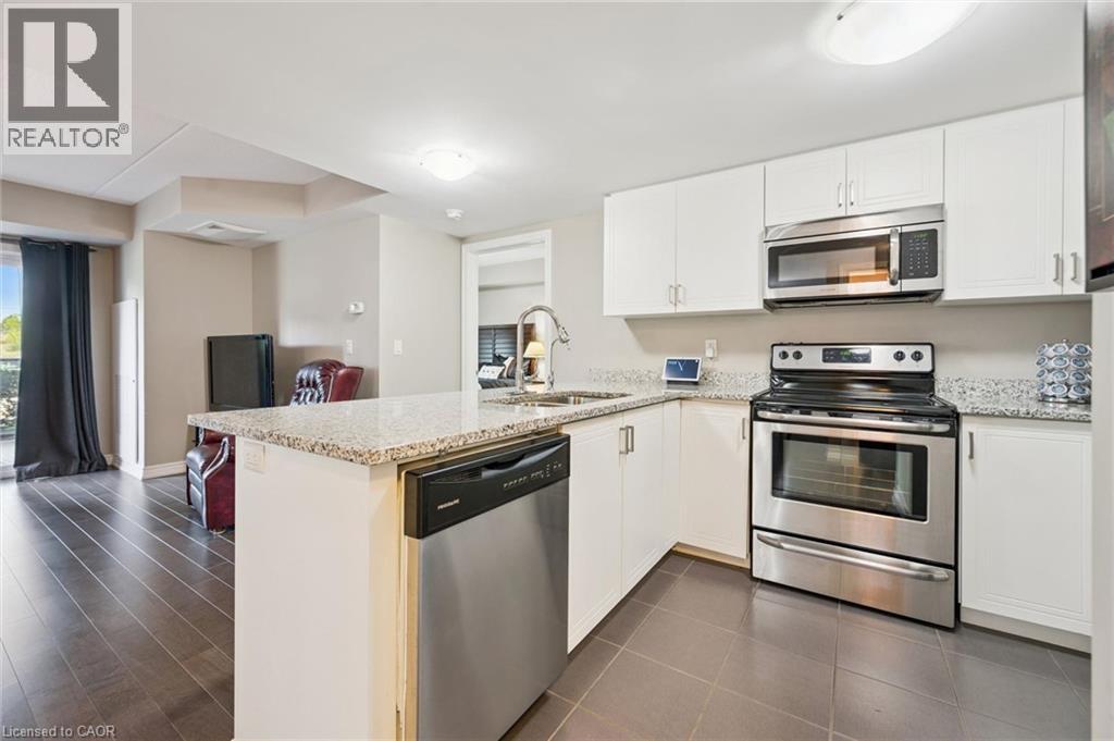 50 BRYAN Court Unit# 111, Kitchener — photo 11