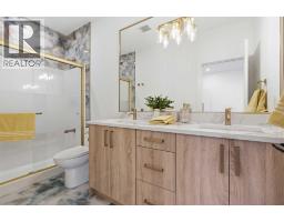 230 Royal Birch View NW - photo 24