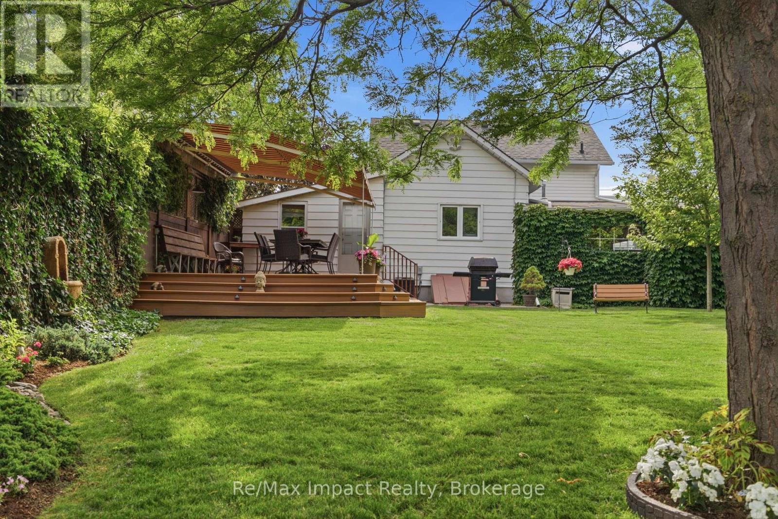 43 PARK ROAD S - 14