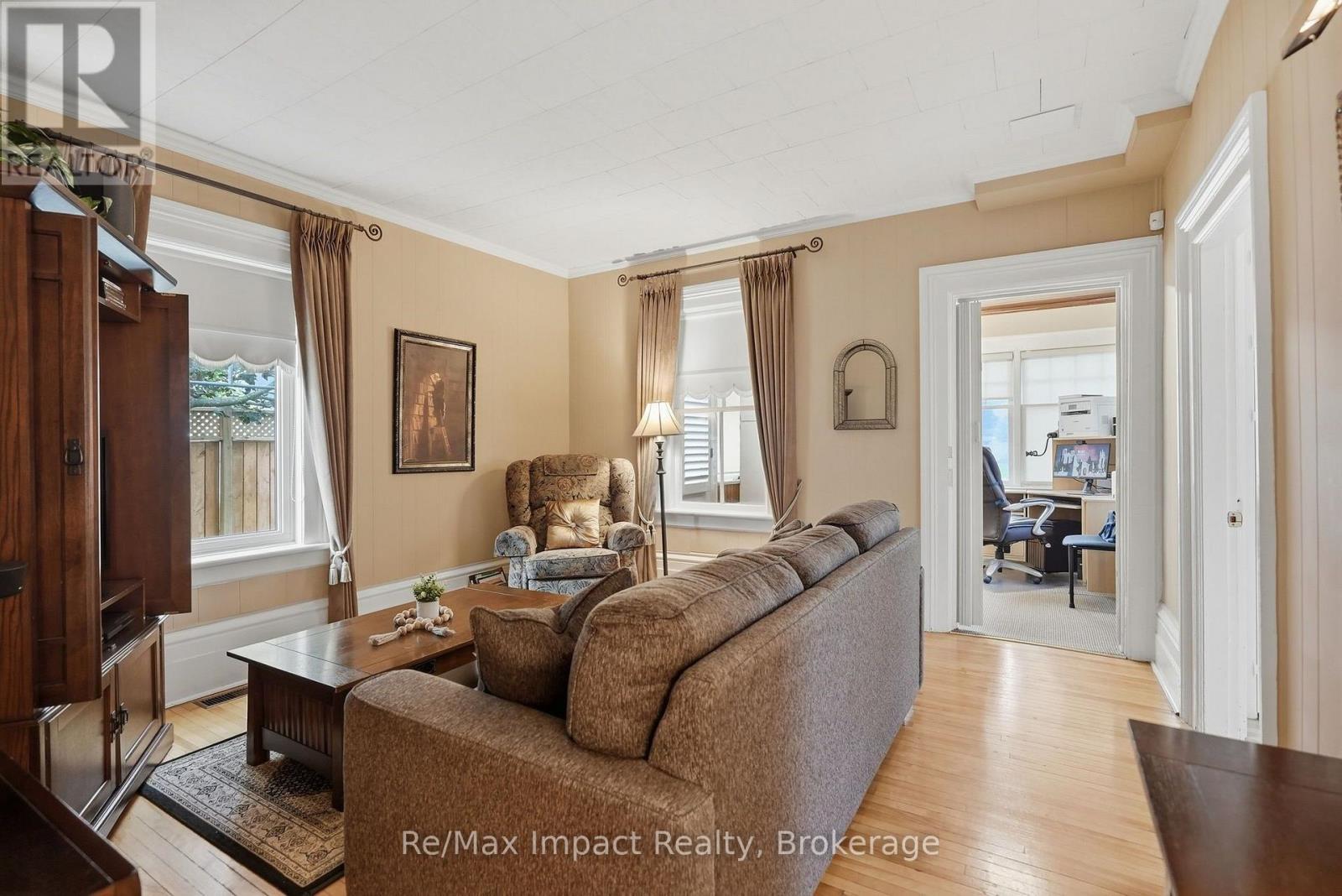 43 PARK ROAD S - Image 28