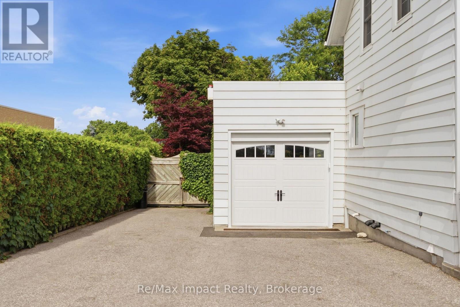 43 PARK ROAD S, Oshawa (O'Neill) — photo 3