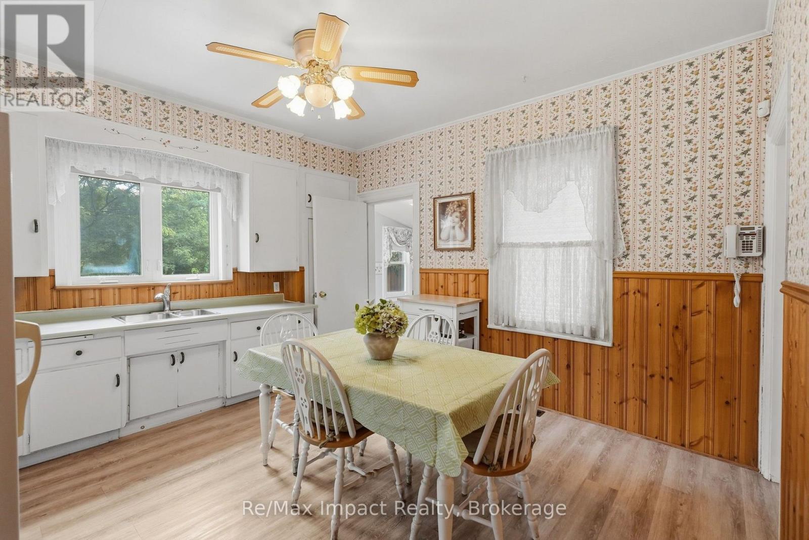 43 PARK ROAD S - Image 30