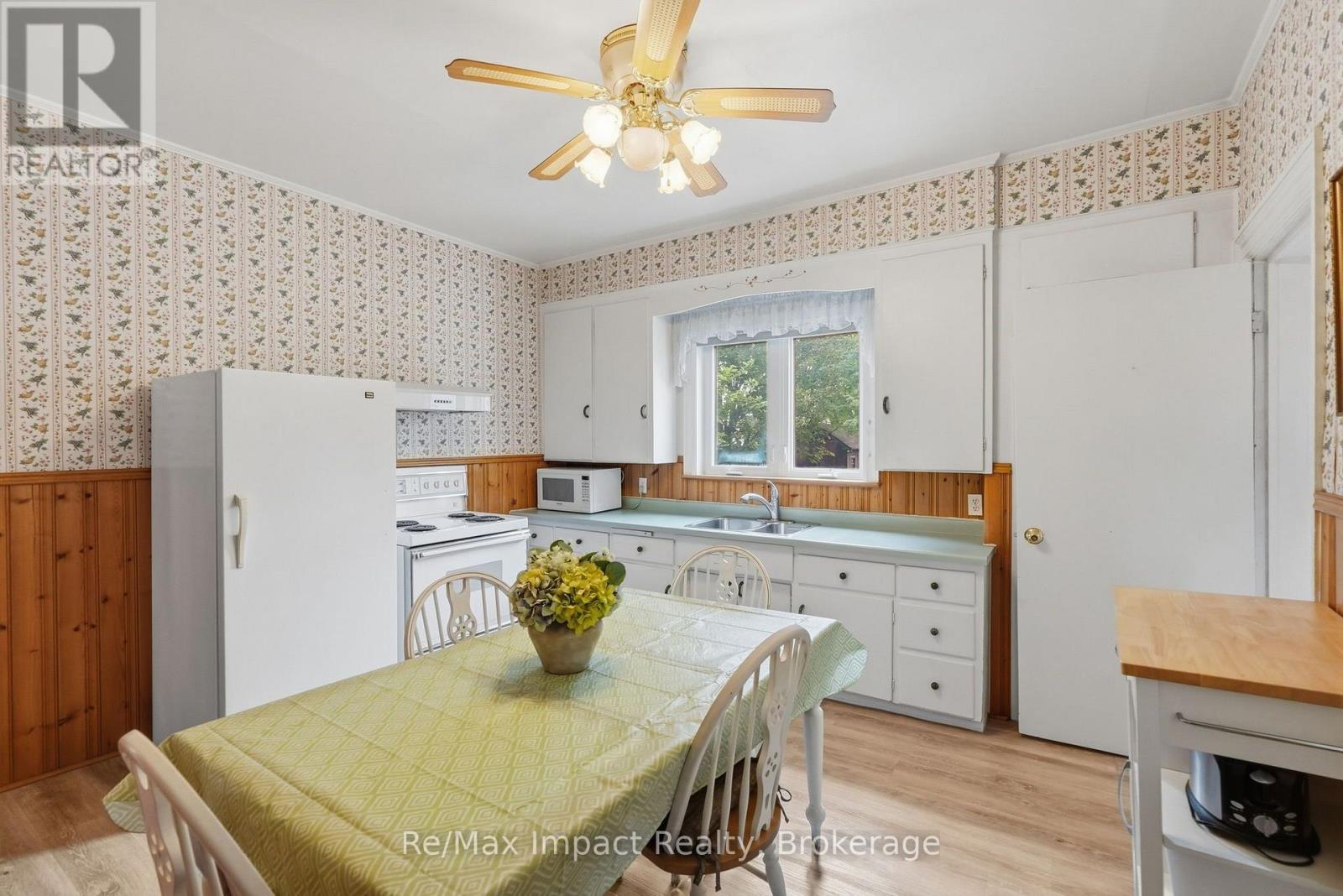 43 PARK ROAD S - 47
