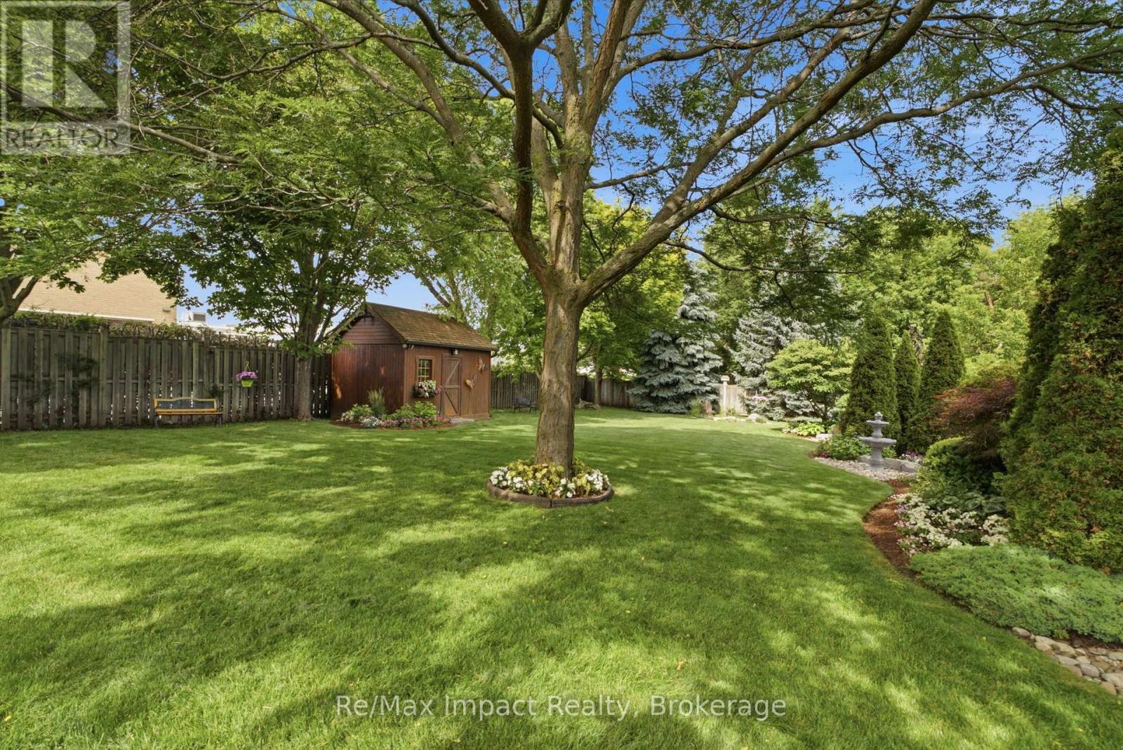 43 PARK ROAD S - 6