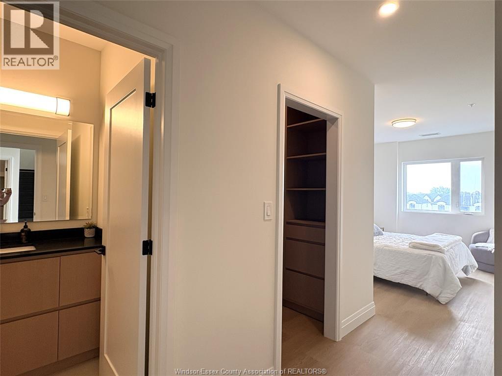 #287 4300 LAURIER PARKWAY - 26