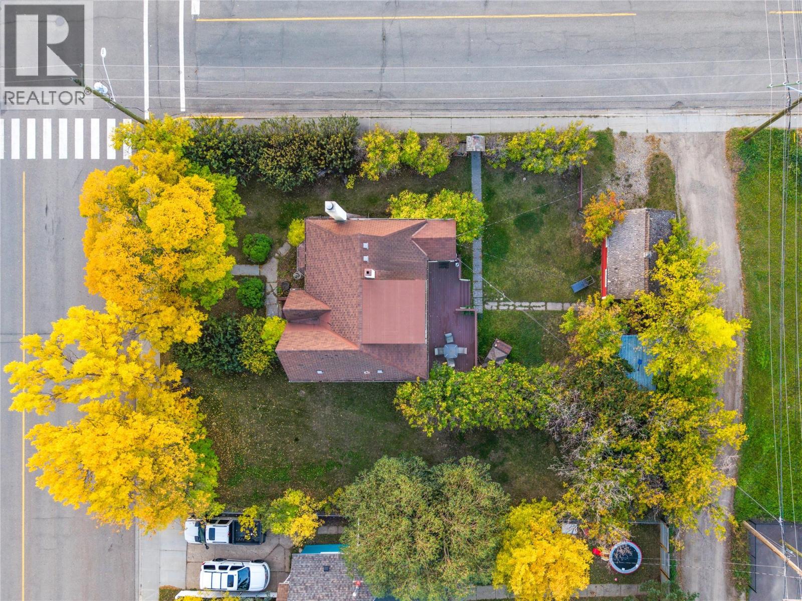 844 104 Avenue - 55