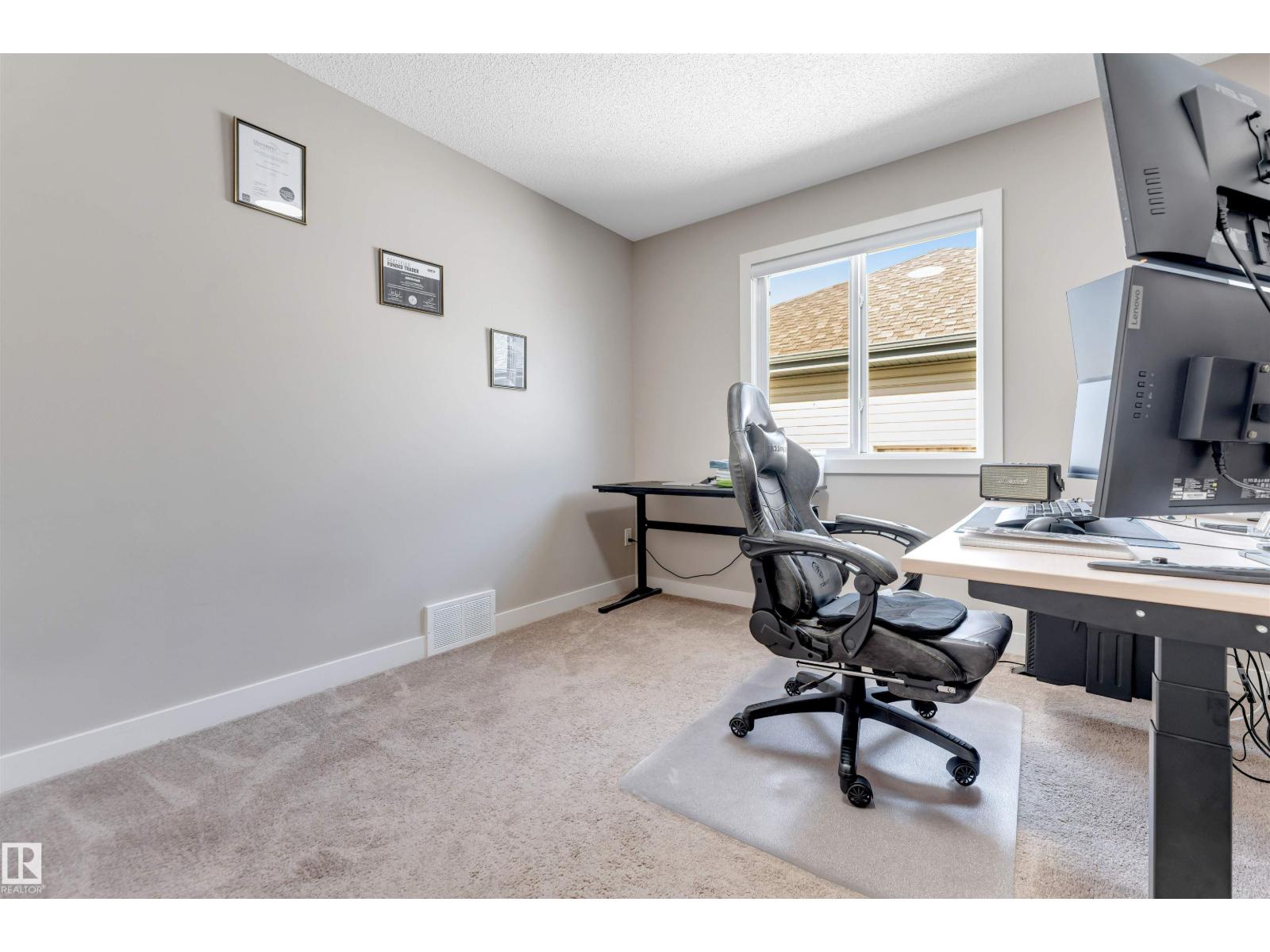 136 55 ST SW - 31