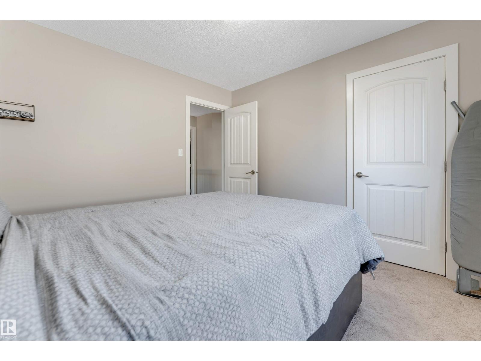 136 55 ST SW - 33