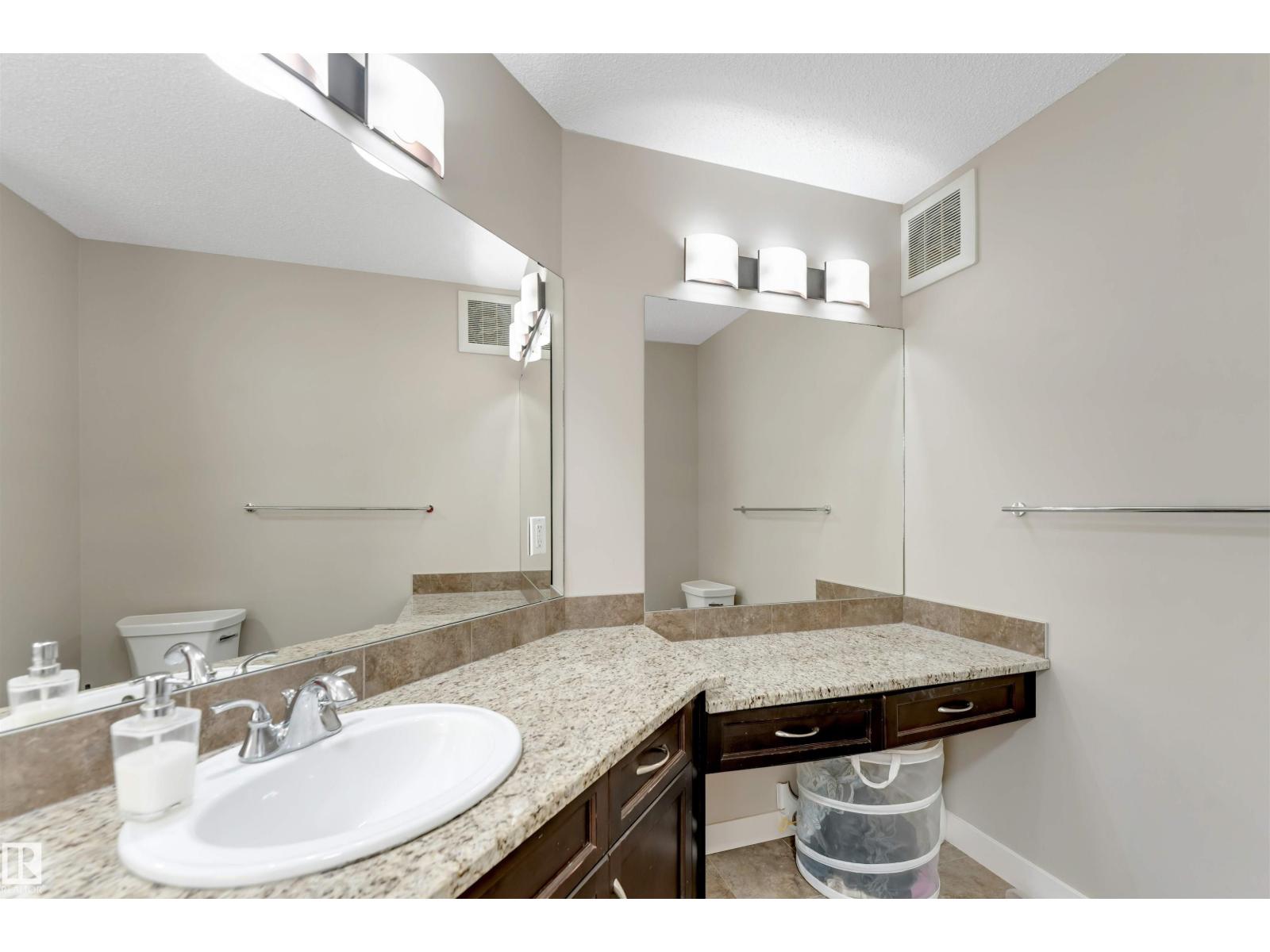 136 55 ST SW - 36