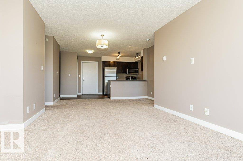 #405 11804 22 AV SW - 15