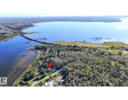 Bedroom 2 - 225 Bayview Dr, Rural Parkland County, AB T0E2K0 Photo 6