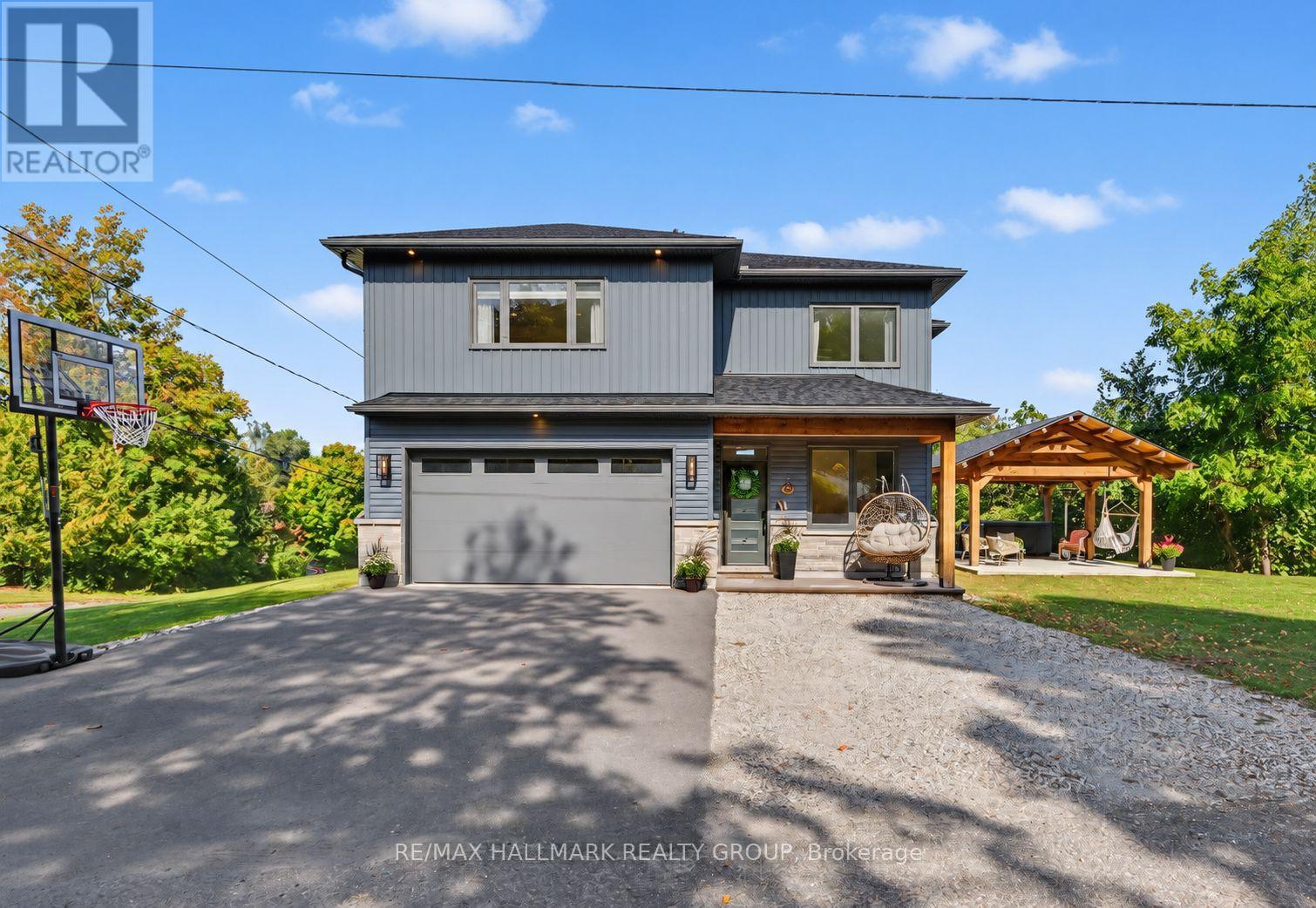 118 HILLIER STREET, Lanark Highlands