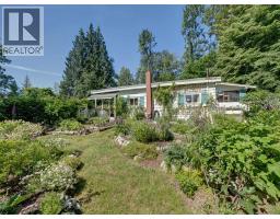 947 North Road, Gibsons, BC V0N1V7 Photo 26