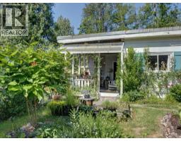 947 North Road, Gibsons, BC V0N1V7 Photo 29