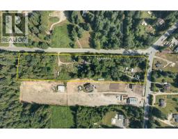 947 North Road, Gibsons, BC V0N1V7 Photo 30