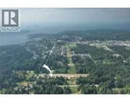 947 North Road, Gibsons, BC V0N1V7 Photo 31