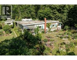 947 North Road, Gibsons, BC V0N1V7 Photo 39