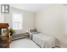 24 Queen Street, Bridgewater, NS B4V1P1 Photo 26