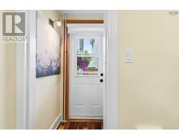 24 Queen Street, Bridgewater, NS B4V1P1 Photo 25