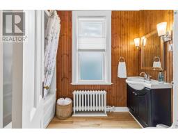 24 Queen Street, Bridgewater, NS B4V1P1 Photo 33