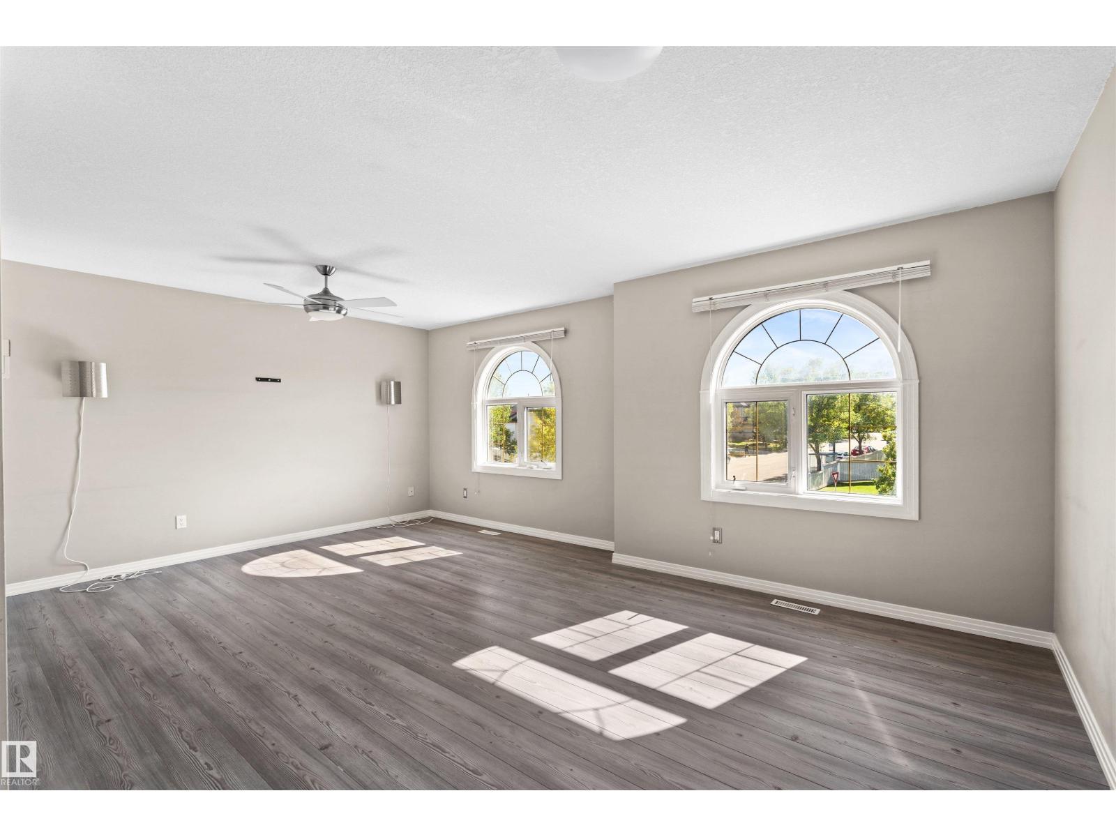 446 ORMSBY RD NW - 18