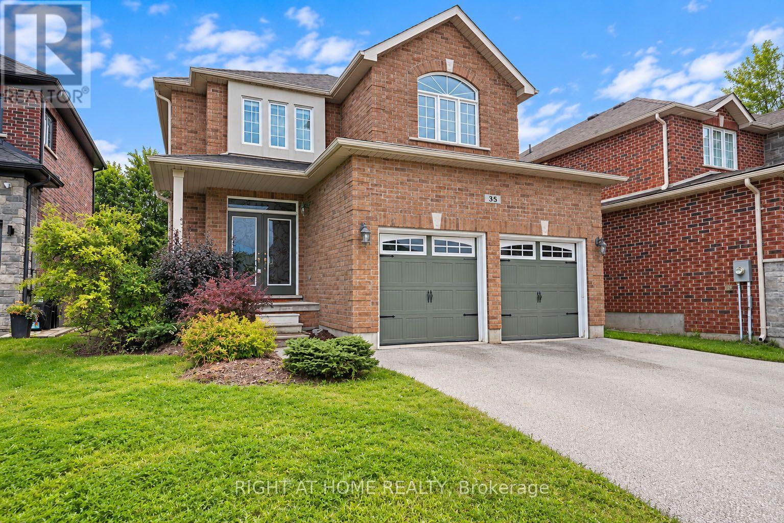 35 AUBURN COURT, Barrie (Ardagh)